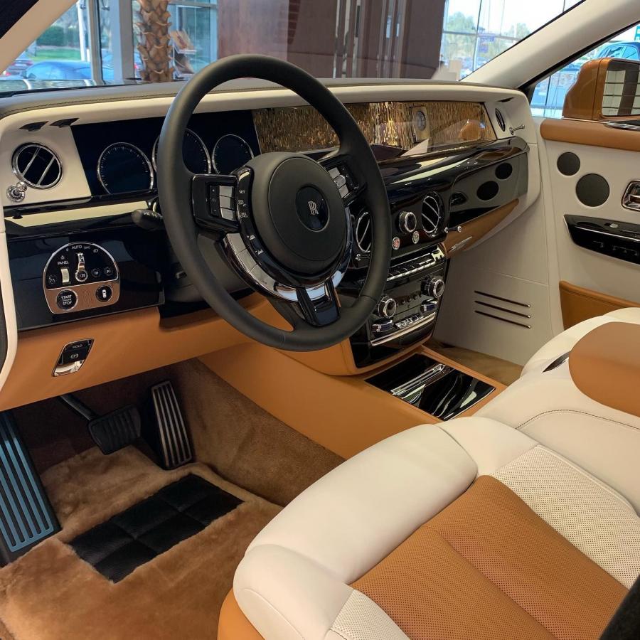 Rolls Royce Phantom 2019